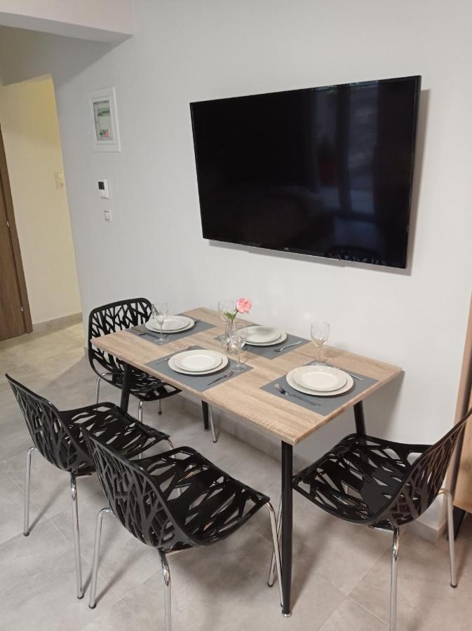 Central Home 特里卡拉 外观 照片