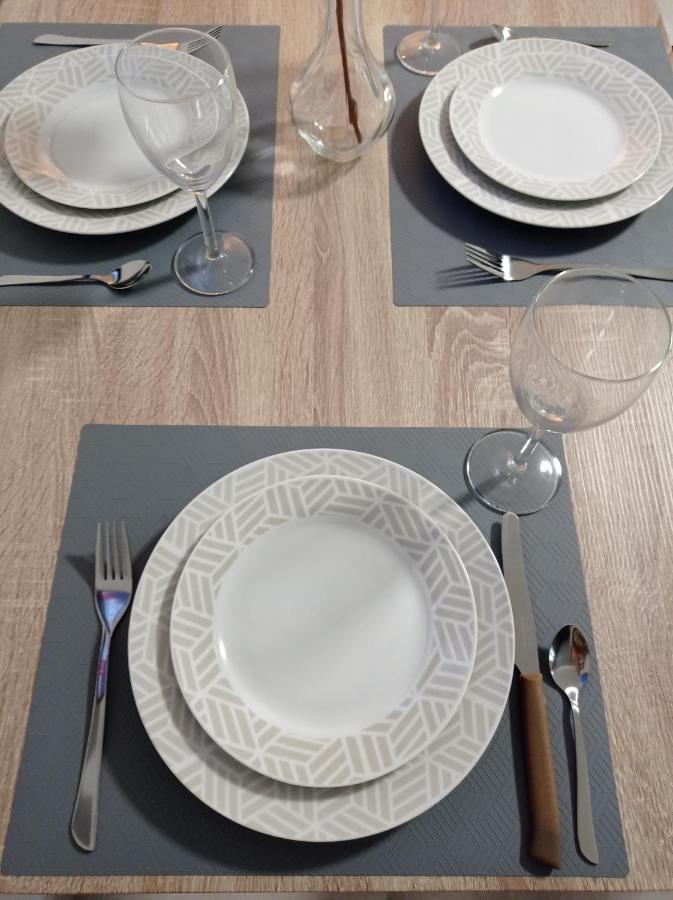 Central Home 特里卡拉 外观 照片